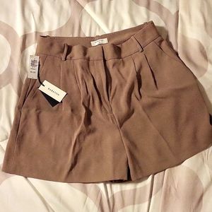 Aritzia Babaton Kennedy Shorts